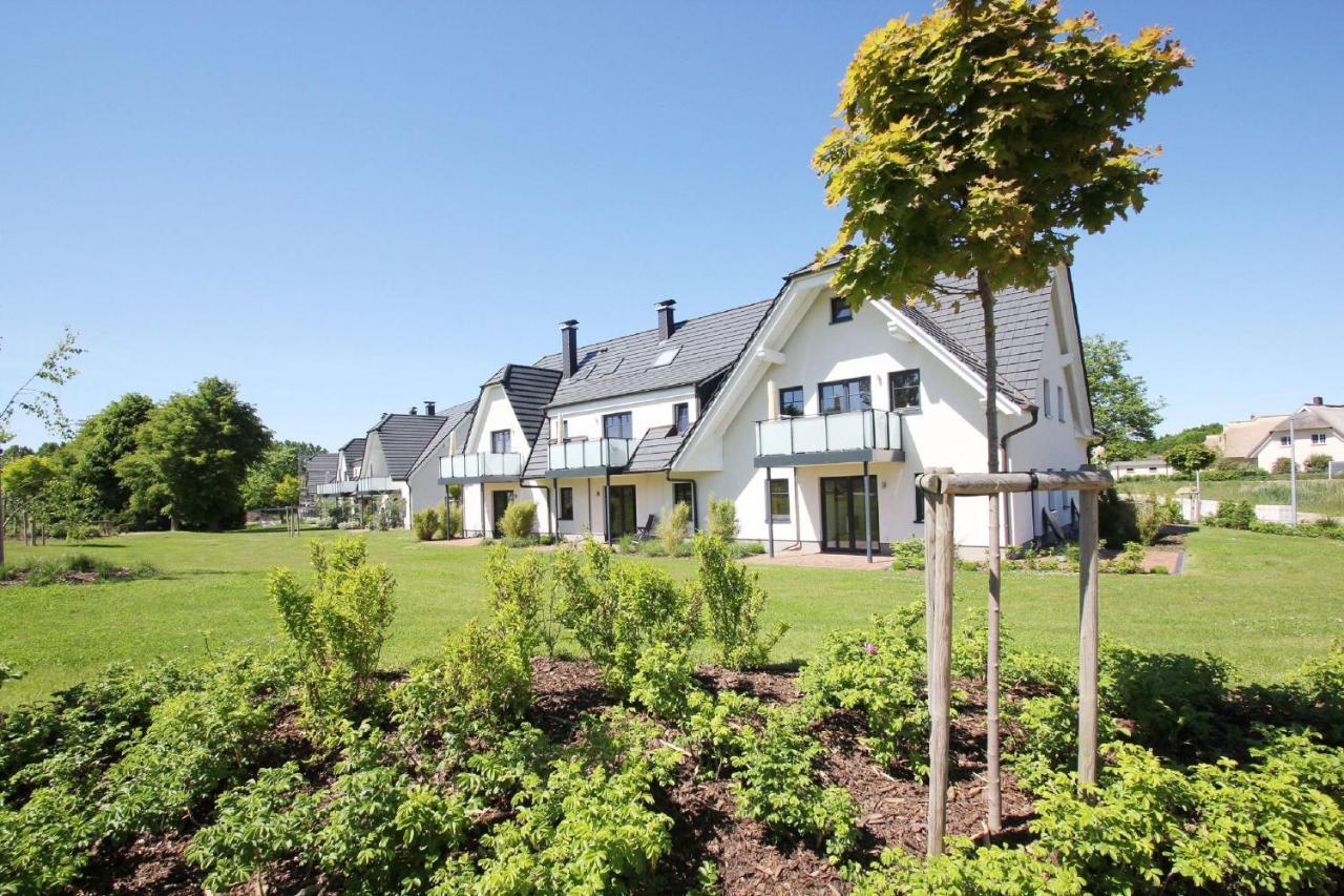 Strandnahe Fewo Rex Rugia: Terrasse und Ahoi Erlebnisbad Lobbe Exterior photo