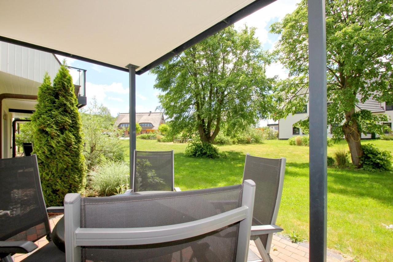 Strandnahe Fewo Rex Rugia: Terrasse und Ahoi Erlebnisbad Lobbe Exterior photo