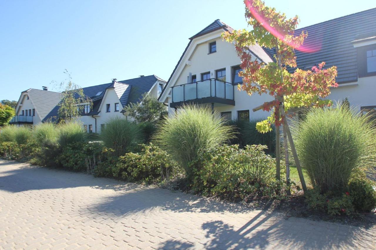 Strandnahe Fewo Rex Rugia: Terrasse und Ahoi Erlebnisbad Lobbe Exterior photo