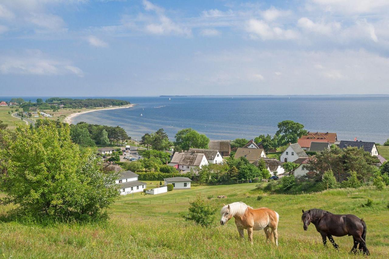 Strandnahe Fewo Rex Rugia: Terrasse und Ahoi Erlebnisbad Lobbe Exterior photo